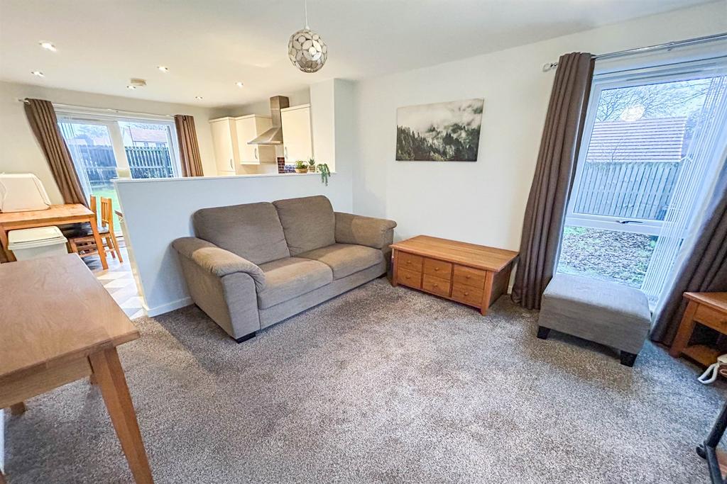 Lounge/Kitchen