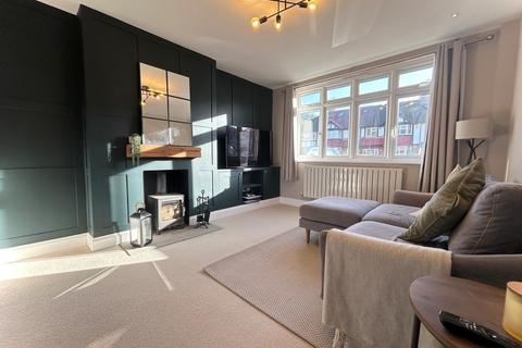 undefined, The Causeway, Carshalton SM5