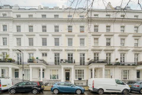 2 bedroom flat for sale, St. Stephens Gardens, London W2