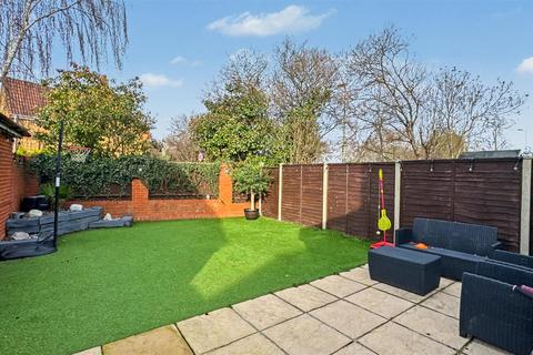 undefined, The Topiary, Farnborough