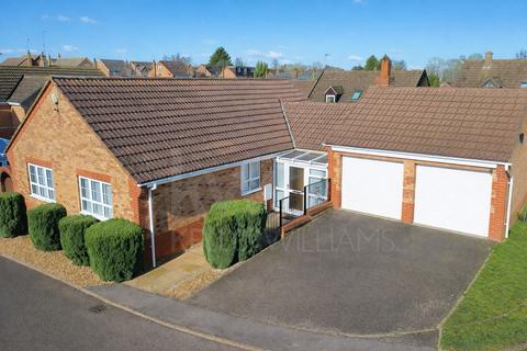 3 bedroom detached house for sale, Long Acre, Brafield on the Green, Northampton, NN7