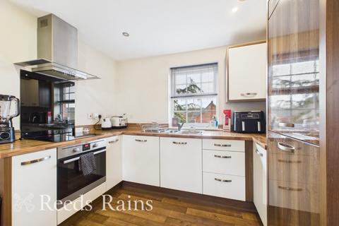 2 bedroom apartment for sale, Guernsey Avenue, Chorley PR7