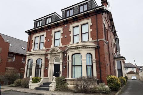 2 bedroom flat for sale, Park Road, Blackpool FY1