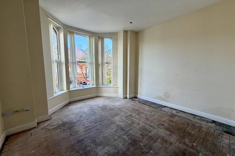 2 bedroom flat for sale, Park Road, Blackpool FY1