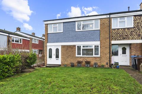 3 bedroom end of terrace house for sale, Rundells, Essex CM18