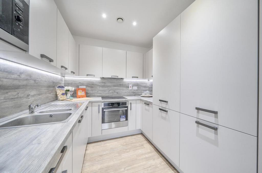 Davidson Frost-Wellings, DFW, Grafham Court, Edgwa