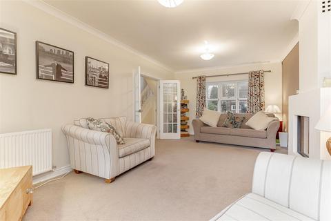 undefined, Swallow Close, Pool In Wharfedale, Otley