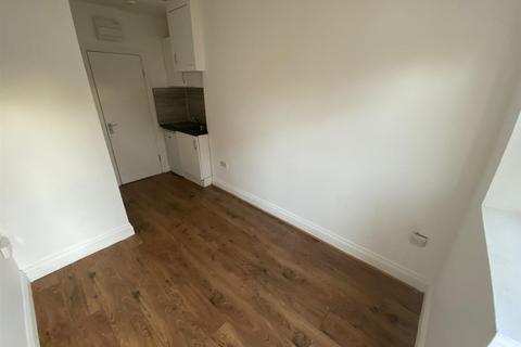 undefined, Flaxton Road, London