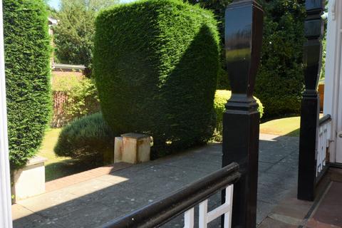undefined, Maidenhead SL6