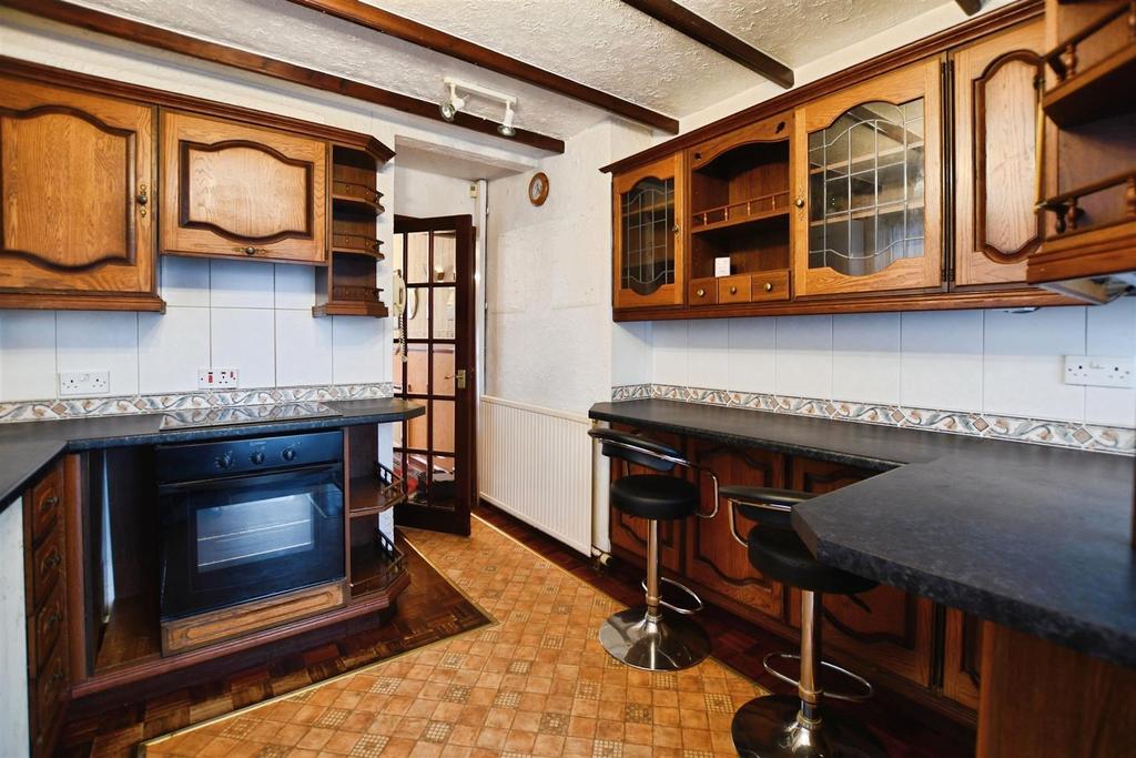 Fitted Kitchen