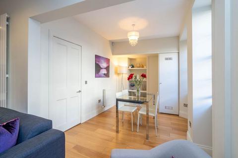 2 bedroom flat to rent, Alva Street, West End, City Centre