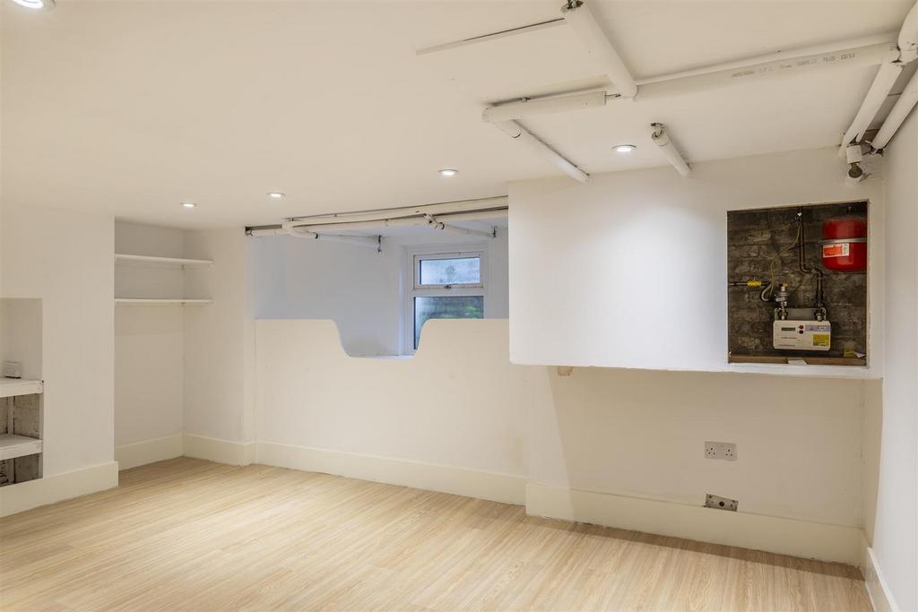 Flat 1 - 21 Grove Rd-19 copy.jpg