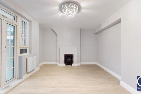 undefined, Fairclough Street, London, E1
