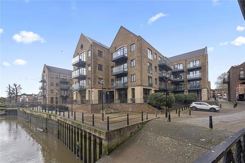 undefined, Swan Street, Old Isleworth