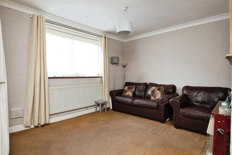 2 bedroom semi-detached house for sale, Elmbridge Road, Ilford, IG6