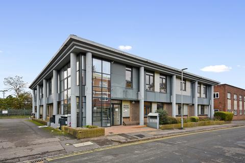 undefined, The Runway, Ruislip, HA4