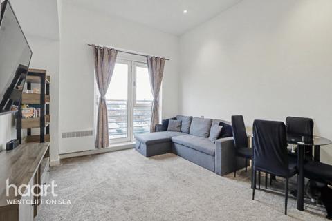 2 bedroom flat for sale, Station Avenue, Southend-on-Sea