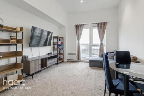 2 bedroom flat for sale, Station Avenue, Southend-on-Sea