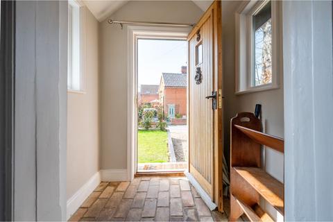 4 bedroom semi-detached house for sale, Candlers Lane, Harleston, IP20