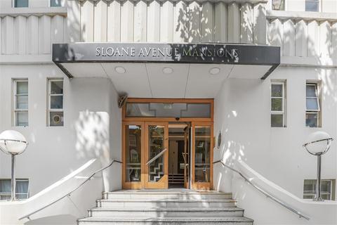 Studio to rent, Sloane Avenue, SW3