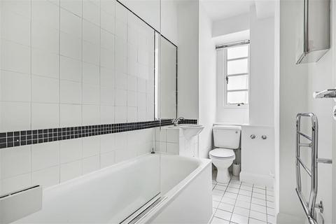 Studio to rent, Sloane Avenue, SW3