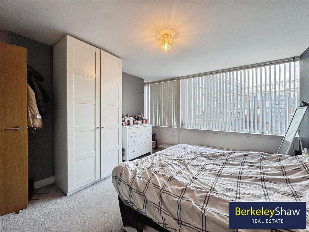 Bedroom (2)