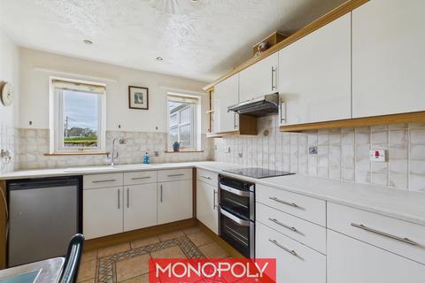 3 bedroom bungalow for sale, Llys Y Wennol, Denbigh LL16
