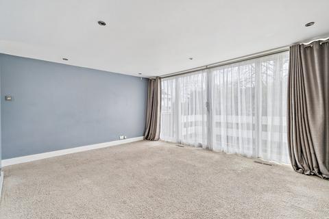 undefined, Sospel Court, Farnham Royal SL2