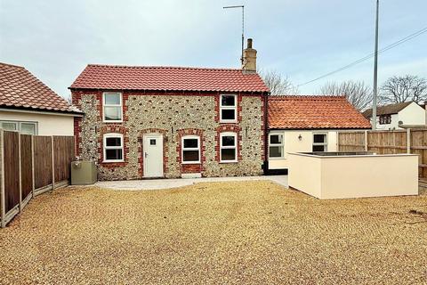 5 bedroom semi-detached house for sale, Scratby Road, Scratby