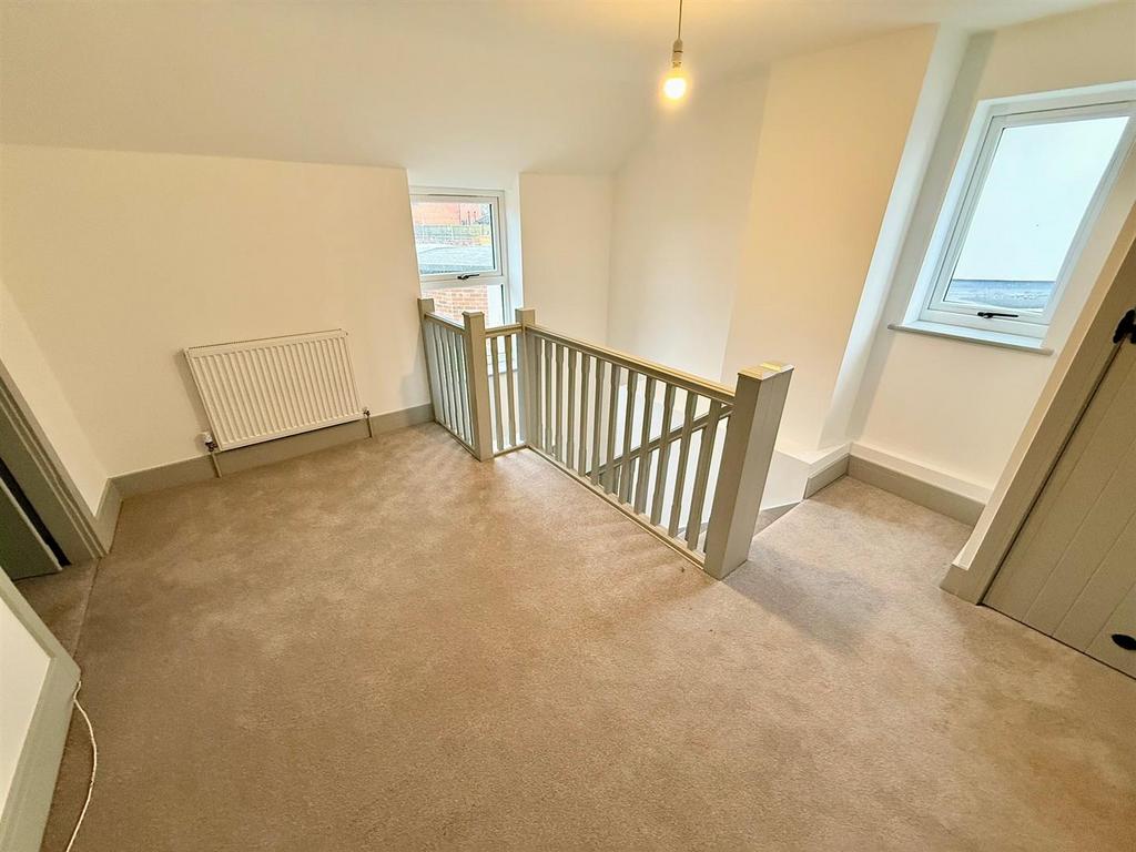 Large First Floor Landing