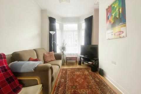 undefined, Arran Street, Caerdydd, CF24