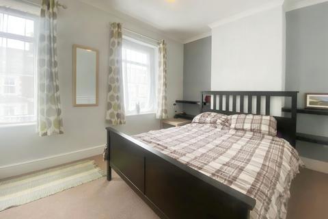 undefined, Arran Street, Caerdydd, CF24