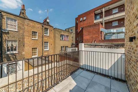 3 bedroom apartment to rent, London WC1X