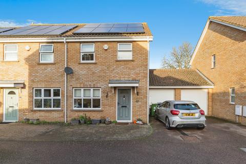 Coxs End, Cambridge, CB24