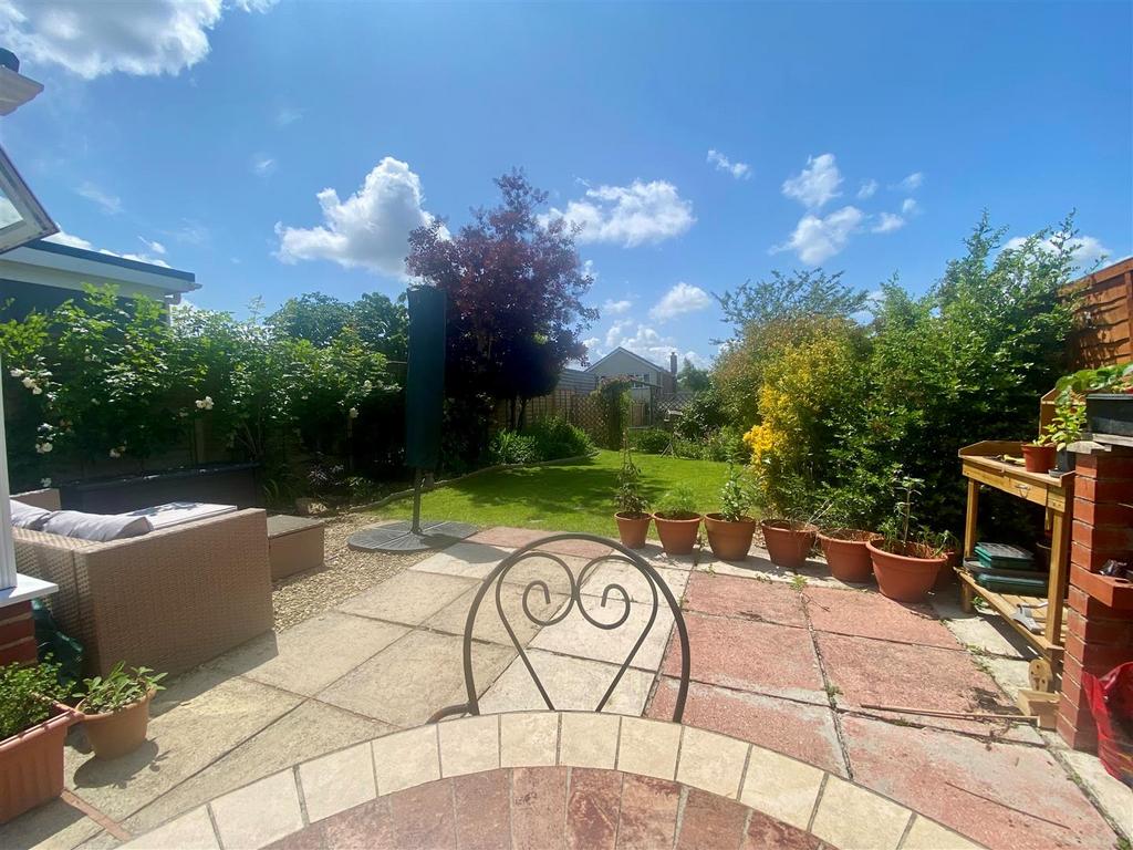 Garden 2.jpg