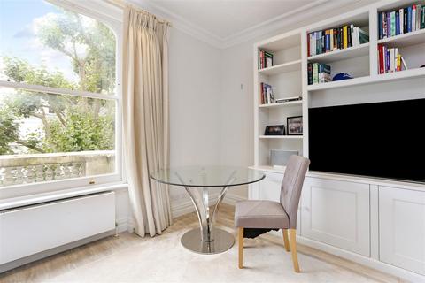 1 bedroom apartment to rent, Holland Park, London W11
