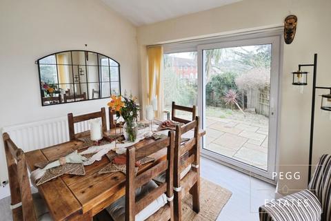 2 bedroom flat for sale, Museum Road, Torquay