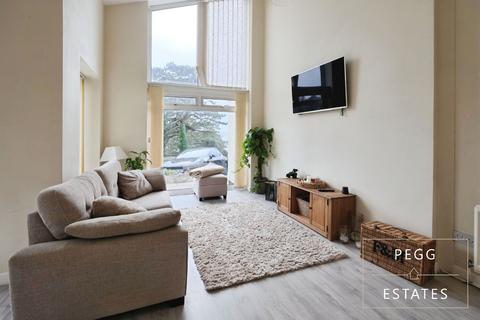 2 bedroom flat for sale, Museum Road, Torquay