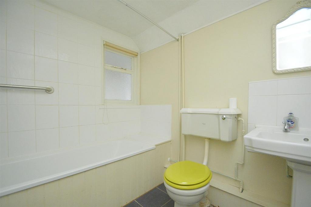 Bathroom.jpg
