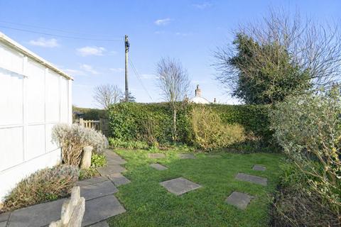 3 bedroom semi-detached house for sale, CHAIN FREE * NITON
