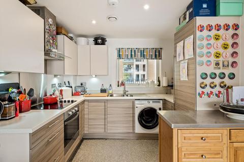 1 bedroom flat to rent, Freda Street, London, SE16