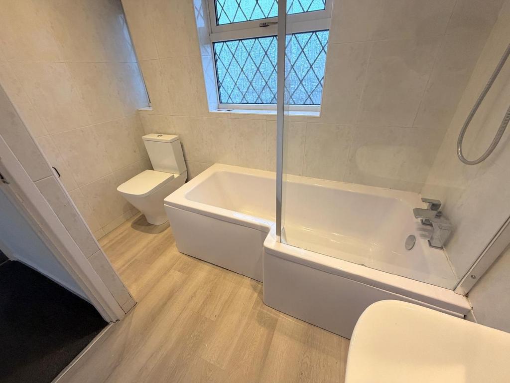 Family bathroom