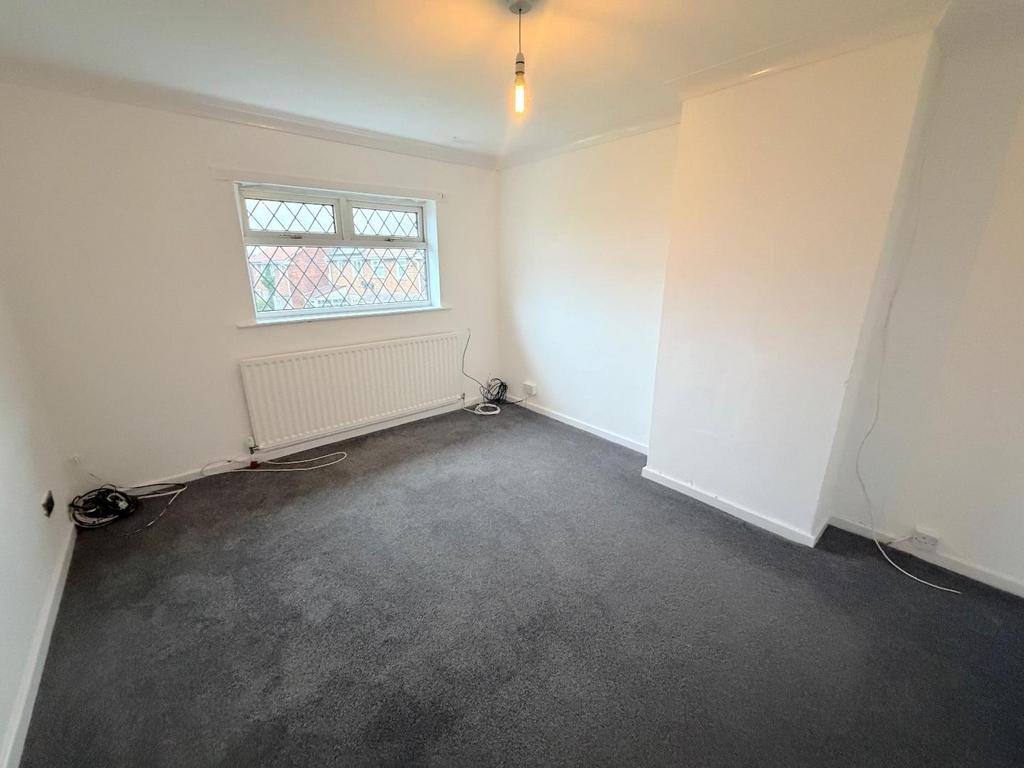 Bedroom 1 (front)