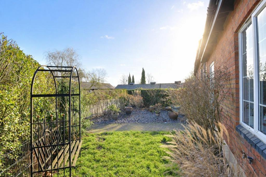 Garden 1.jpg