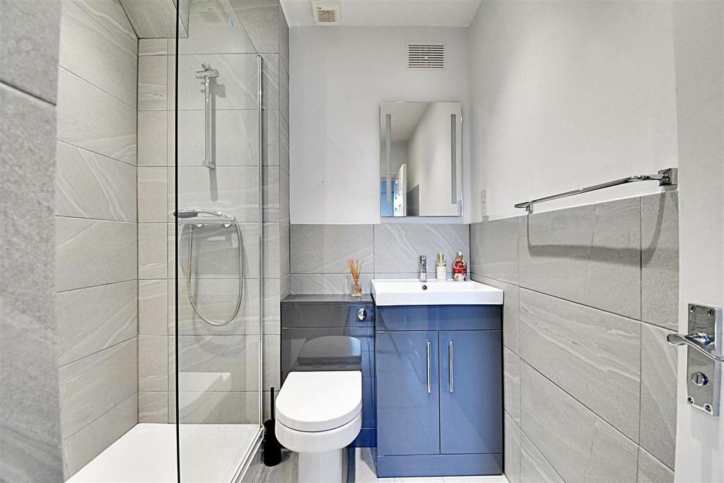 Shower Room.jpg