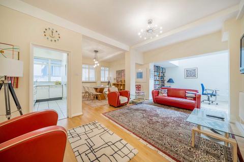 2 bedroom flat for sale, Warwick Lane, London EC4M