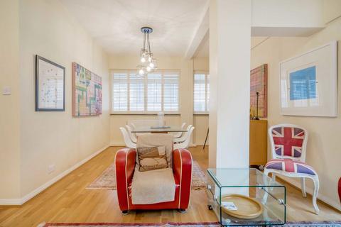 2 bedroom flat for sale, Warwick Lane, London EC4M