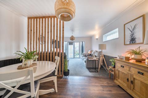 undefined, Crabwood Road, Maybush, Southampton, Hampshire, SO16