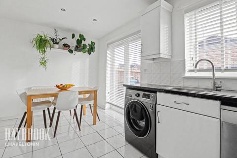 3 bedroom detached house for sale, Newton Gardens, Chapeltown