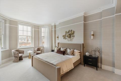 3 bedroom flat for sale, Oakwood Court, London, W14